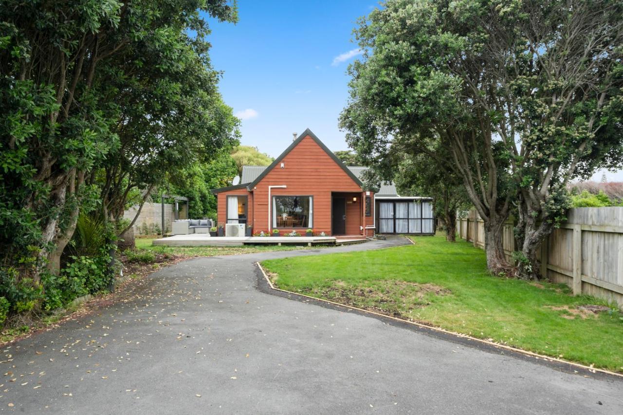 Wharerata - Otaki Beach Holiday Home מראה חיצוני תמונה