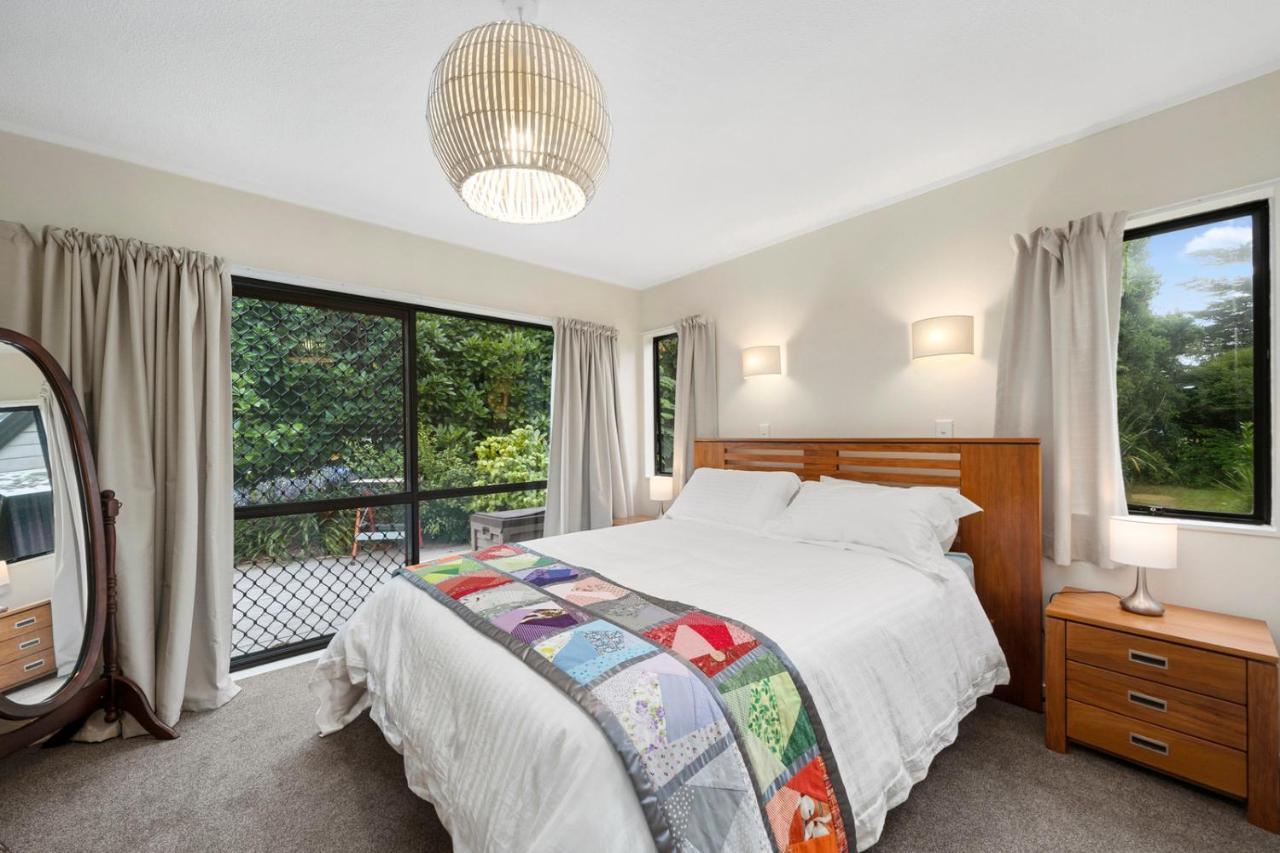 Wharerata - Otaki Beach Holiday Home מראה חיצוני תמונה